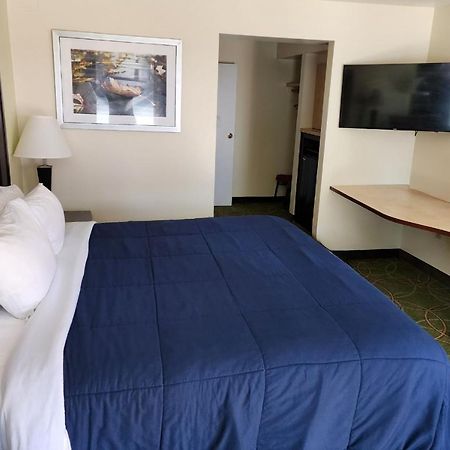 Nittany Budget Motel State College Buitenkant foto